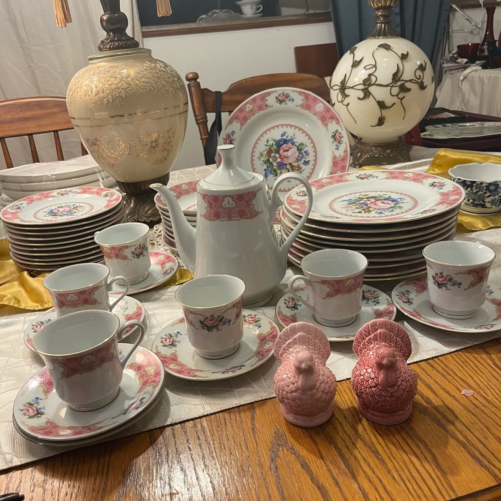 Elegant Pink Floral Porcelain Tea Set